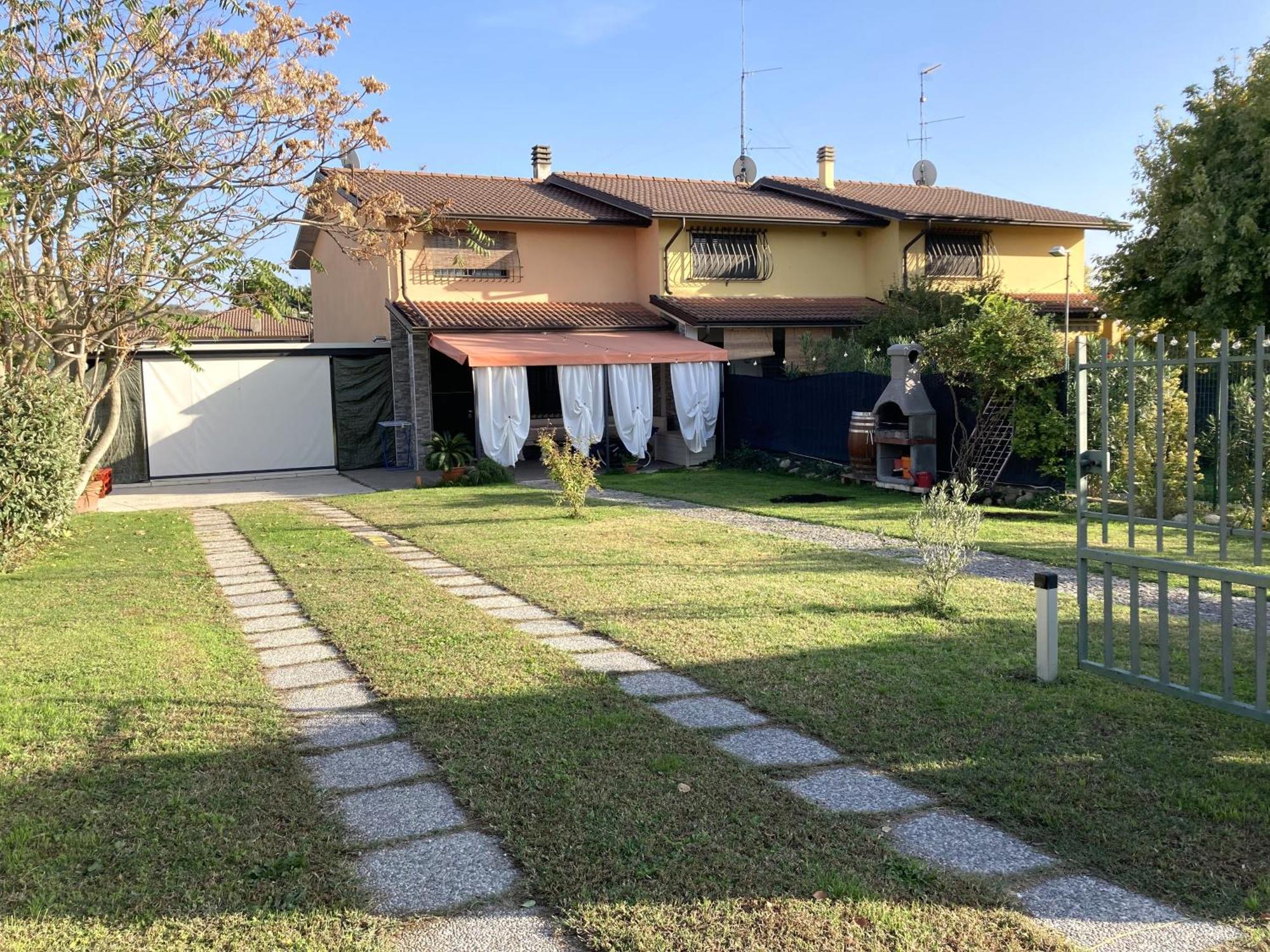 Garda Art&Garden Villa Volta Mantovana Bagian luar foto